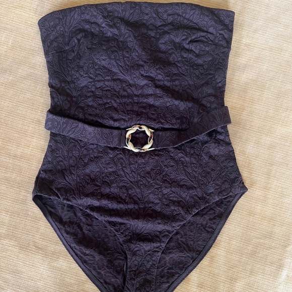 NWT Zimmermann Acacia 1pc Textured Bandeau Swimsuit - Size 2 - Picture 2 of 11